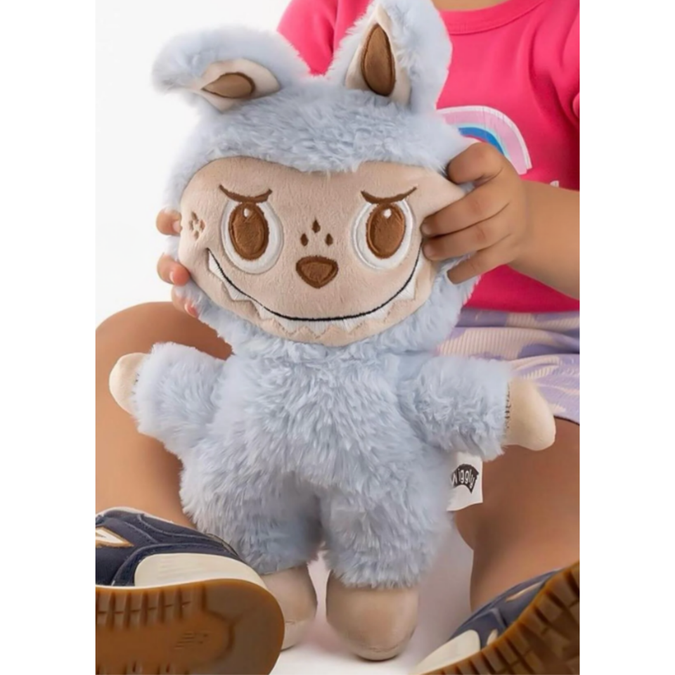 Labubu 35 cm Yumuşak Peluş Oyuncak – Sevimli Karakter Peluş